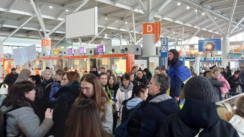 Fundação Santander oferece bolsas para cursos de português destinadas a refugiados ucranianos